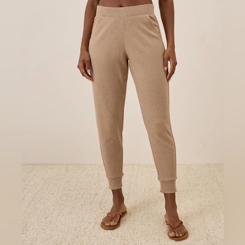 Pact organic airplane jogger sesame heather